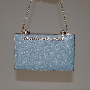 Elegant Silver Glitter Clutch